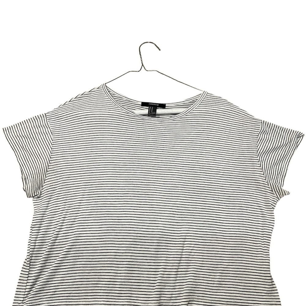 Forever 21 Black and White Striped Tee